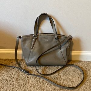 Coach Mini Kelsey in grey leather